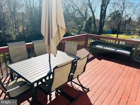 Exterior - 3709 Kidder Rd, Clinton, MD 20735 photo 4 of 8