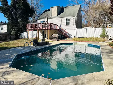 Exterior - 3709 Kidder Rd, Clinton, MD 20735 photo 7 of 8