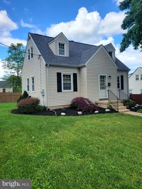 919 Nichols Dr, Laurel, MD 20707