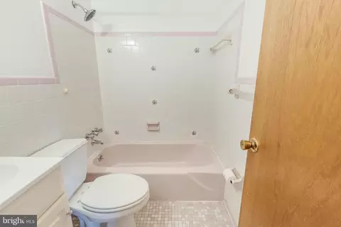 8011 Daniel Dr, District Heights, MD 20747 photo 5