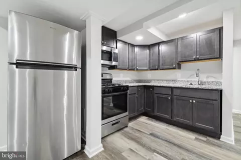 Kitchen - 6505 Springbrook Ln, Clinton, MD 20735 photo 2 of 2