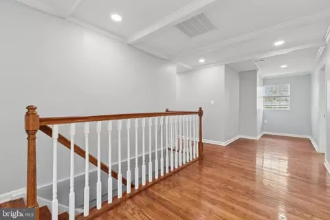 Entry Way - 6505 Springbrook Ln, Clinton, MD 20735 photo 6 of 17