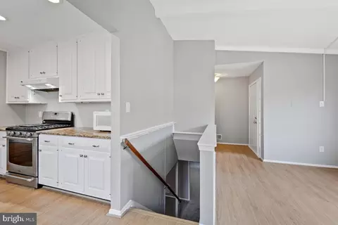 Entry Way - 8403 Montpelier Dr, Laurel, MD 20708 photo 3 of 5