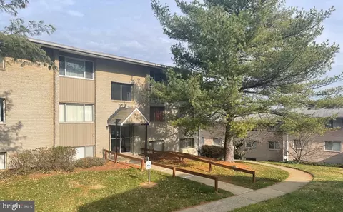 5416 85th Ave #101, Hyattsville, MD 20784