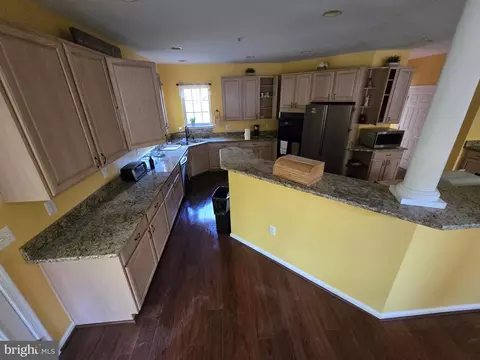 Kitchen - 4311 Broken Arrow Ct, Clinton, MD 20735 photo 1 of 6