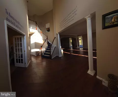 Entry Way - 4311 Broken Arrow Ct, Clinton, MD 20735 photo 16 of 21