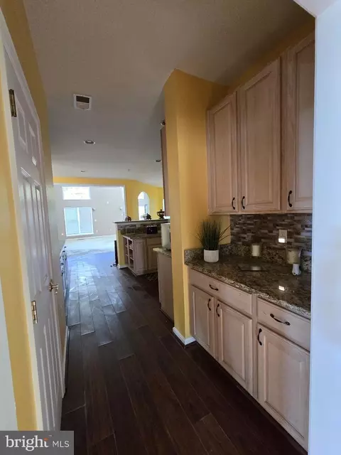 Entry Way - 4311 Broken Arrow Ct, Clinton, MD 20735 photo 14 of 21