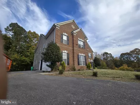 Exterior - 4311 Broken Arrow Ct, Clinton, MD 20735 photo 3 of 7