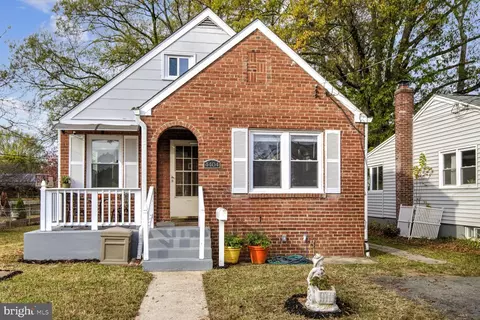 4404 39th St, Brentwood, MD 20722
