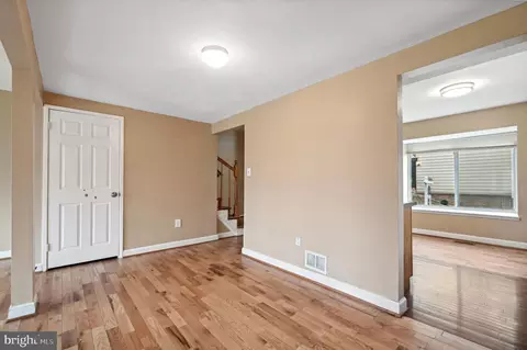 Entry Way - 15627 Millbrook Ln #8, Laurel, MD 20707 photo 4 of 4