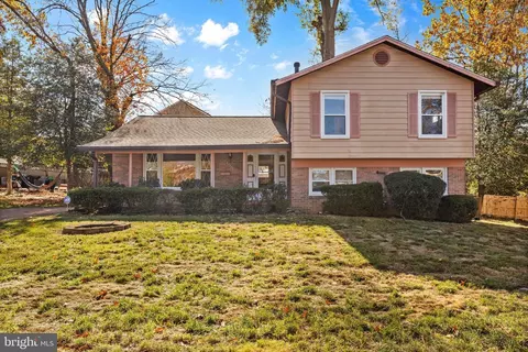 2001 Dana Dr, Hyattsville, MD 20783