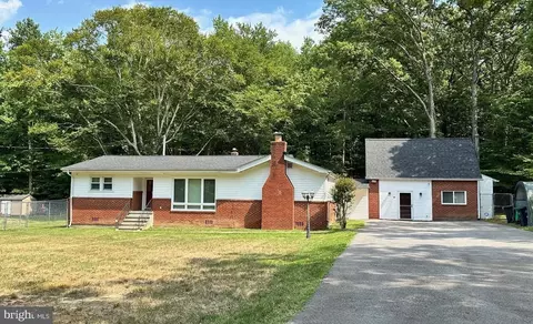 328 Manning Rd E, Accokeek, MD 20607 photo 2