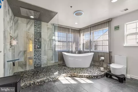 Bath - 10018 Erion Ct, Bowie, MD 20721 photo 2 of 5