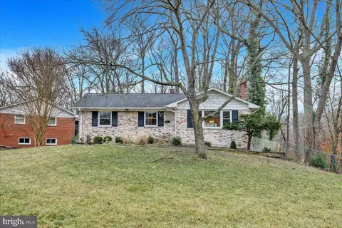 9310 Saint Andrews Pl, College Park, MD 20740