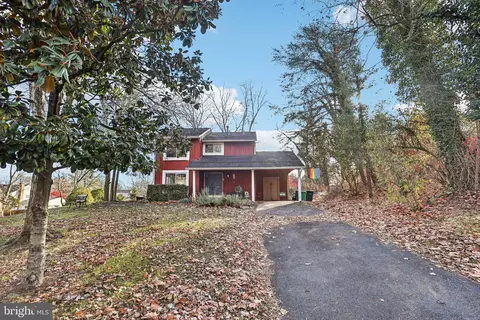 1308 Wembley Dr, Marlboro, MD 20774