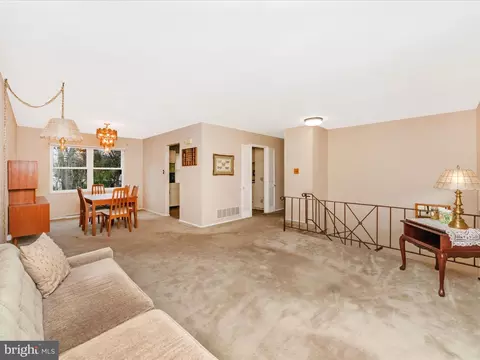 Living - 9511 Small Dr, Clinton, MD 20735 photo 4 of 5