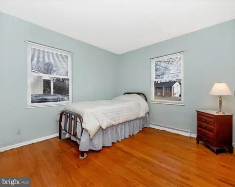 Bedroom - 9511 Small Dr, Clinton, MD 20735 photo 3 of 5