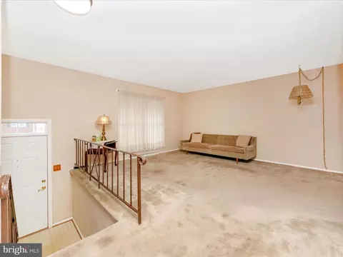 Living - 9511 Small Dr, Clinton, MD 20735 photo 1 of 5