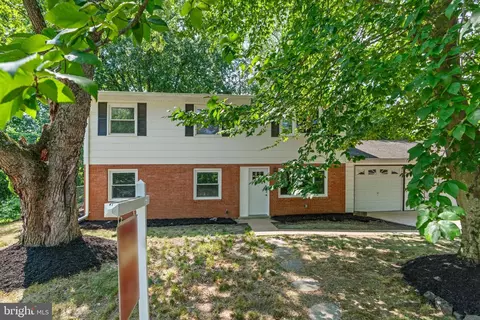 16103 Village Dr W, Marlboro, MD 20772