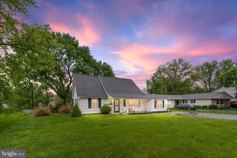 12505 Rambling Ln, Bowie, MD 20715