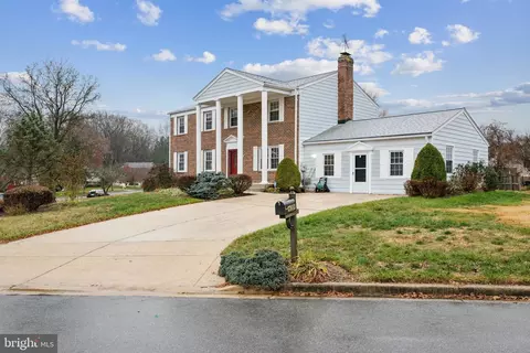 Exterior - 11209 Chantilly Ln, Bowie, MD 20721 photo 2 of 4