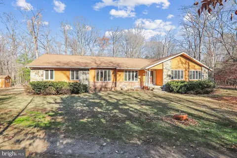 1701 Sanford Dr, Accokeek, MD 20607