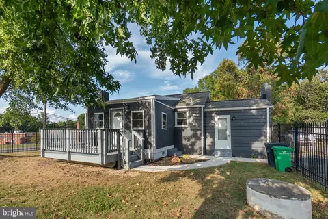 9500 Temple Hill Rd, Clinton, MD 20735