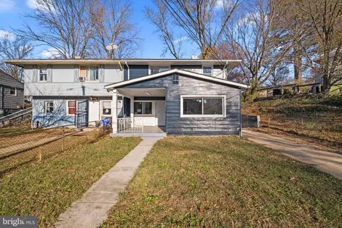 7920 Roxbury Ct, Landover, MD 20785