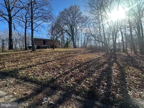 6814 Temple Hill Rd, Temple Hills, MD 20748