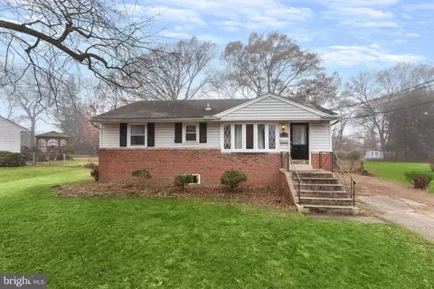 11724 Emack Rd, Beltsville, MD 20705