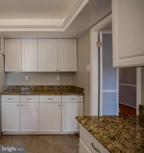 9001 Golden Pass, Laurel, MD 20708 photo 9