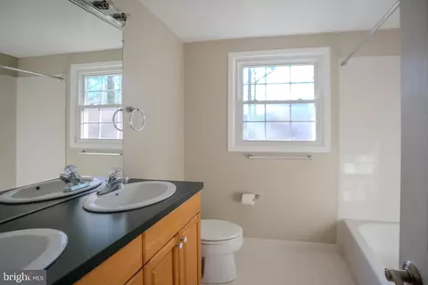 9001 Golden Pass, Laurel, MD 20708 photo 28
