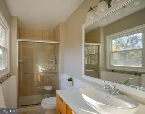 9001 Golden Pass, Laurel, MD 20708 photo 19