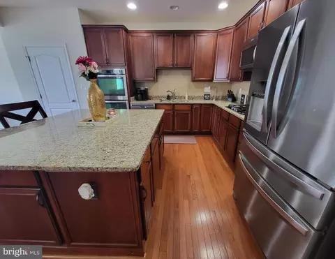 Entry Way - 11011 Buggy Path, Marlboro, MD 20772 photo 10 of 19