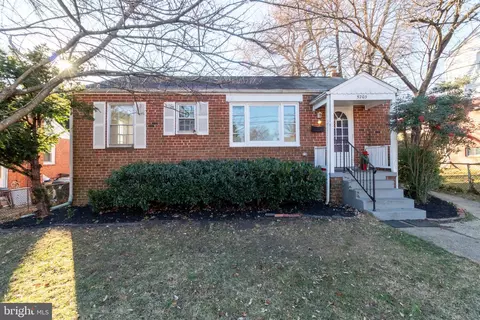 5203 Mineola Rd, College Park, MD 20740