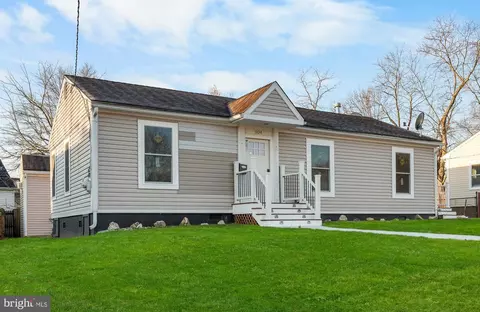 Exterior - 904 Carroll Ave, Laurel, MD 20707 photo 3 of 3
