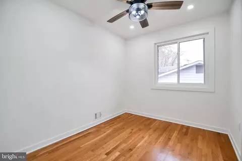 8917 Walkerton Dr, Lanham, MD 20706 photo 20