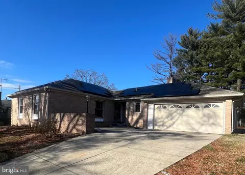5608 Camp Springs Ave, Temple Hills, MD 20748