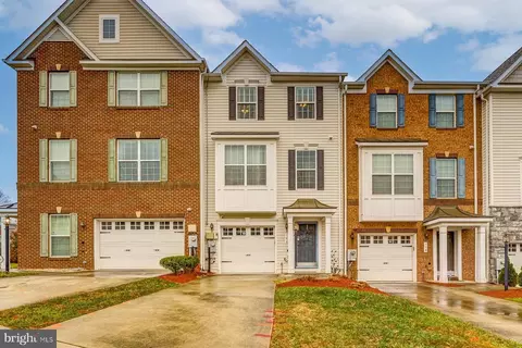 108 Gray St, Capitol Heights, MD 20743