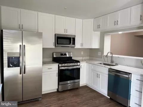 5411 Stoney Meadows Dr, District Heights, MD 20747
