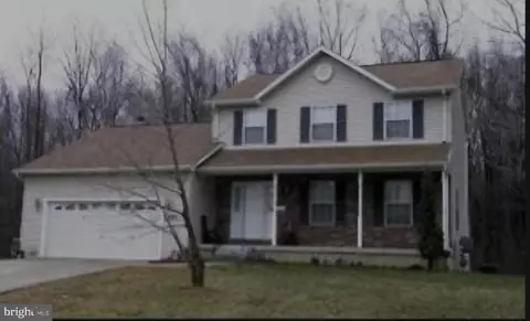 9221 Gary Ln, Marlboro, MD 20774