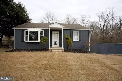 9510 Massie Dr, Clinton, MD 20735