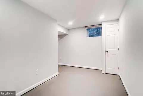 Bedroom - 4700 Pickett Ct, Morningside, MD 20746 photo 5 of 5