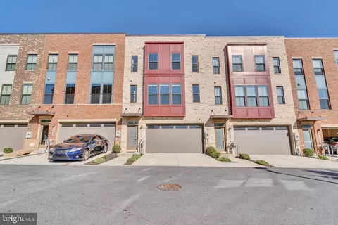 4750 Towne Park Rd, Suitland, MD 20746