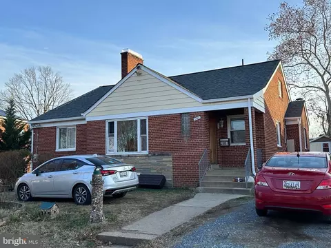 2007 Charleston Pl, Hyattsville, MD 20783