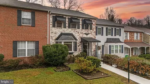 8908 Simeon Ct, Marlboro, MD 20772