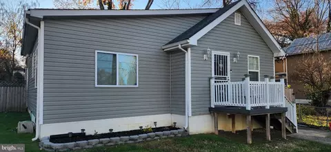 711 60th Pl, Fairmount Heights, MD 20743