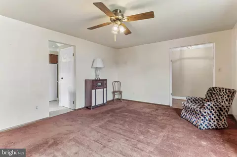 Living - 6316 Merna Ln, Lanham, MD 20706 photo 3 of 7