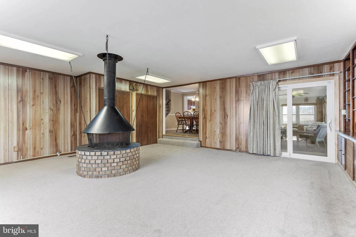 Living - 6316 Merna Ln, Lanham, MD 20706 photo 6 of 7