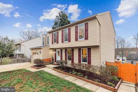 6419 Tiffany Ct, Lanham, MD 20706 photo 2